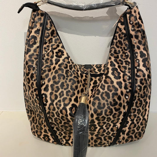 Gorgeous handbag with tassel